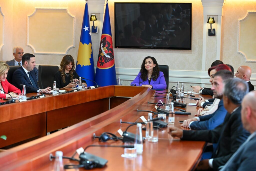 Presidentja Osmani përfundoi konsultimet me partitë politike, data e zgjedhjeve lokale caktohet ditëve në vijim