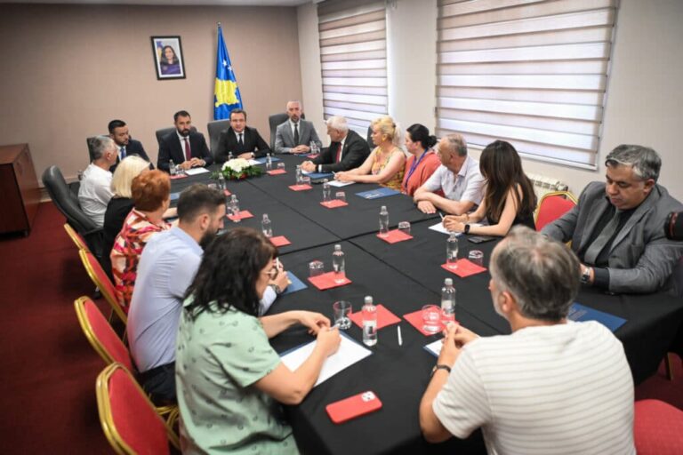 Mbahet takimi i parë i Bordit të Përbashkët të Mitrovicës