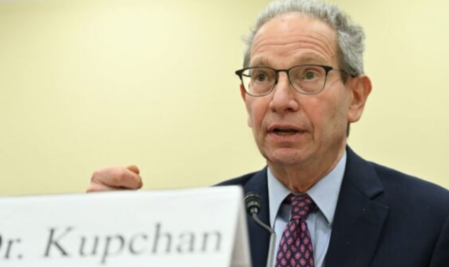 Kupchan: SHBA do të angazhohet në dialogun Kosovë-Serbi