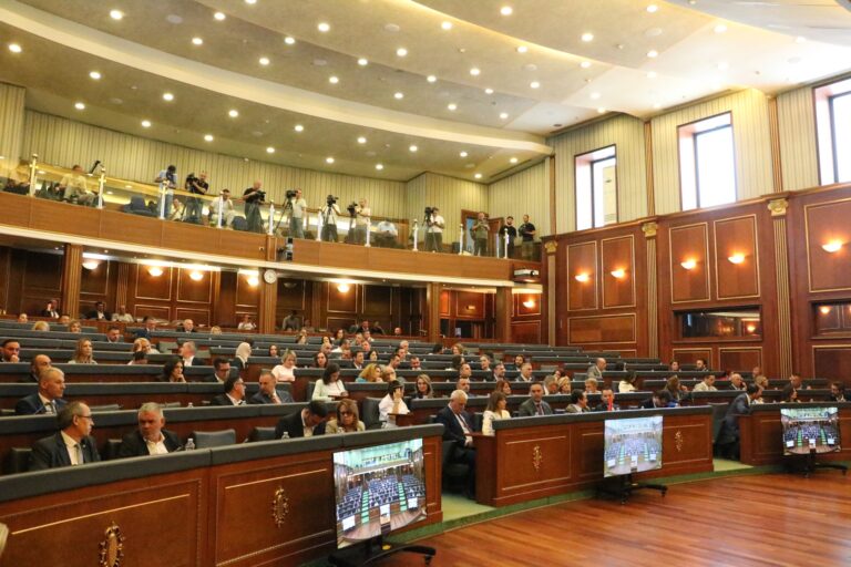 Dështon për here të 37-të radhazi në konstituimin e Kuvendit të Kosovës
