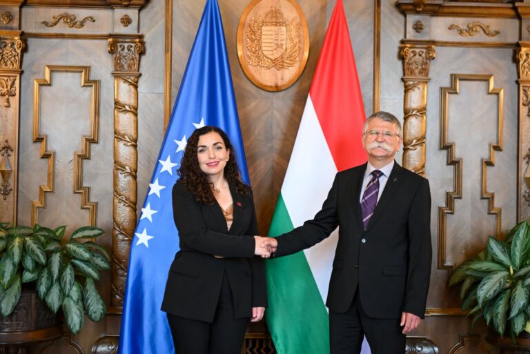 Osmani në Budapest: Kosova e vendosur të çelë kapituj të ri me Hungarinë
