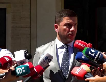 Ngërçi politik thellohet, PDK dorëzon rast të ri në Kushtetuese pas shkeljeve të reja