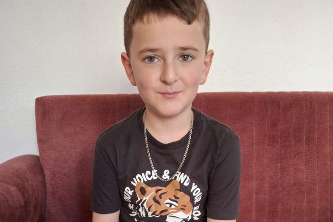 Kërkohet ndihmë për gjetjen e 9 vjeqarit nga Mushtishti I Suharekës.