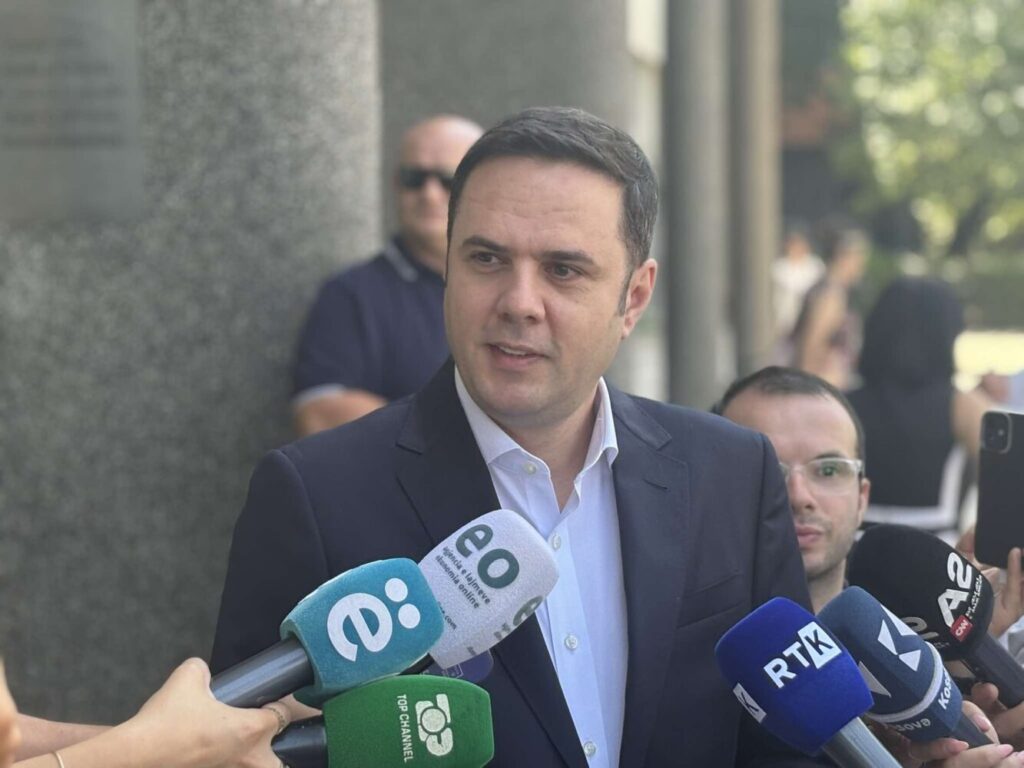 Abdixhiku: Meqë I pari s’do të formojë qeverin le t’i merret e drejta