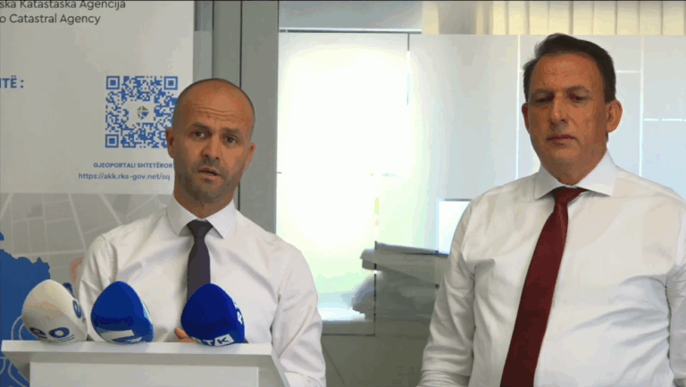 Agjencia Kadastrale e Kosovës njofton se nga 1 gushti, qytetarët që nuk e kanë deklaruar adresën zyrtare, nuk do mund të pajisen me dokumente të rëndësishme, përfshirë edhe çertifikatën e lindjes dhe pronësisë.