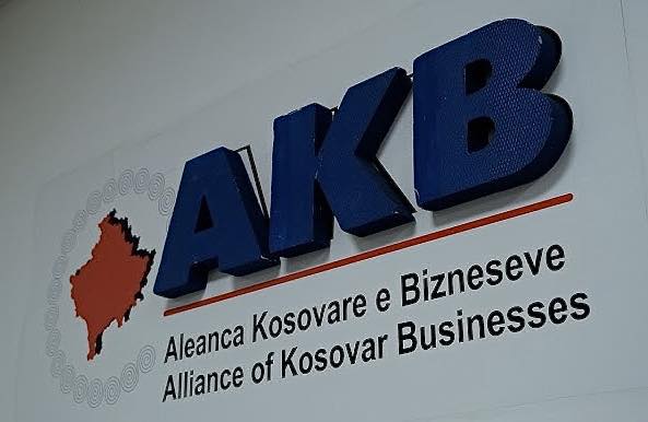 AKB kërkon urgjent anulimin e vendimit të ZRRE-së për liberalizimin e tregut të energjisë.
