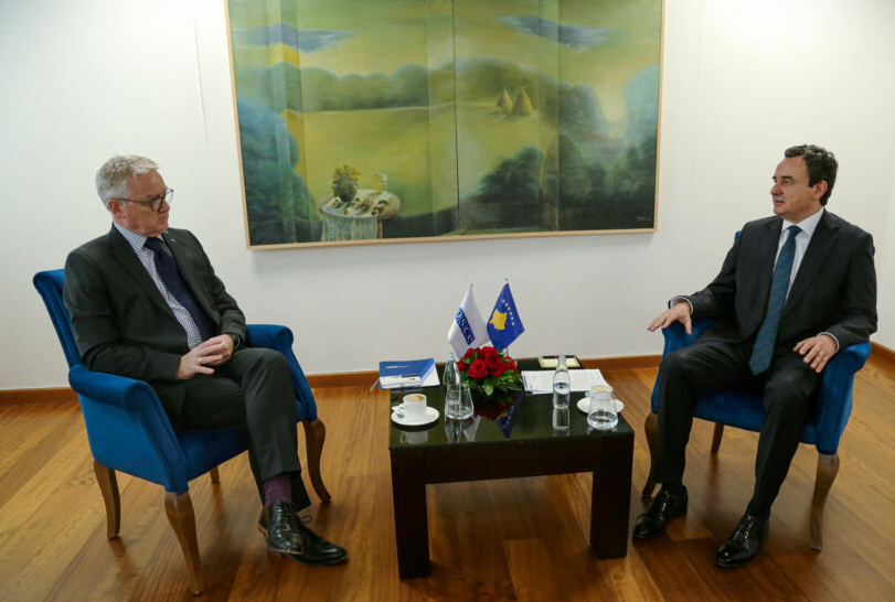 Takim i Kurtit me kreun e OSBE-së në Kosovë, McGurk: Bashkëpunimi vazhdon për forcimin e demokracisë