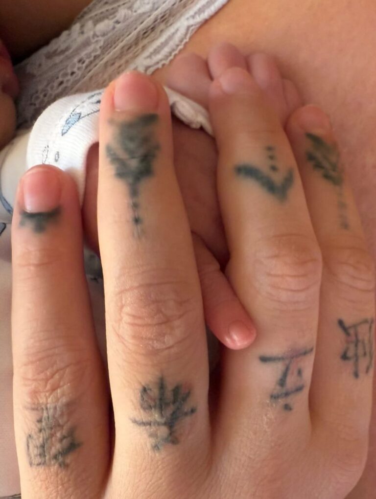 Dafina Zeqiri: Nder e respekt per krejt nanat qe sakrifikojne gjithqka. Ju jeni superheroina e keaj bote.