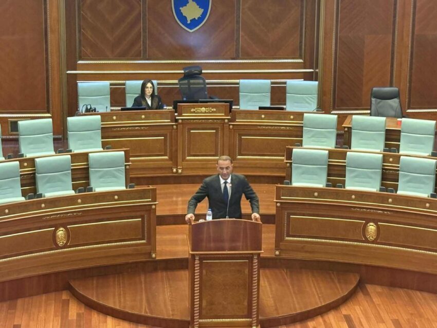 Daut Haradinaj: Kurti po e përdor Haxhiun për të zvarritur bllokadën në Kuvend.