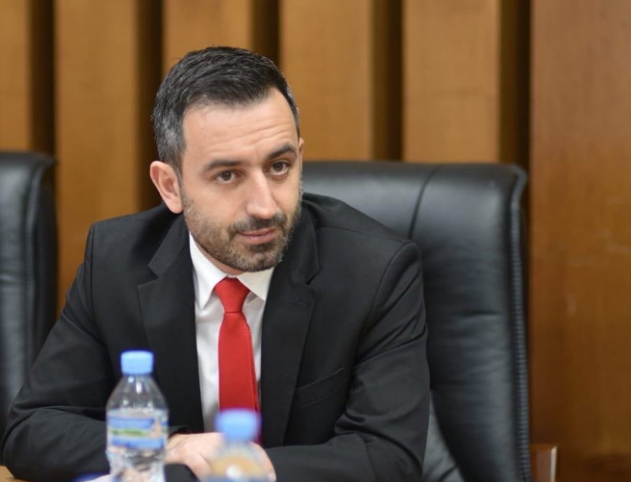 Basha: opozitarë po e mbajnë procesin të ngujuar