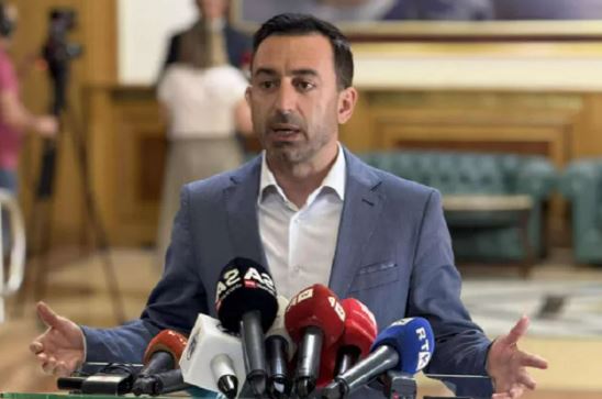 Dimal Basha fyen rëndë Hashim Thaçin, e quan kumbar të Milan Radojçiqit