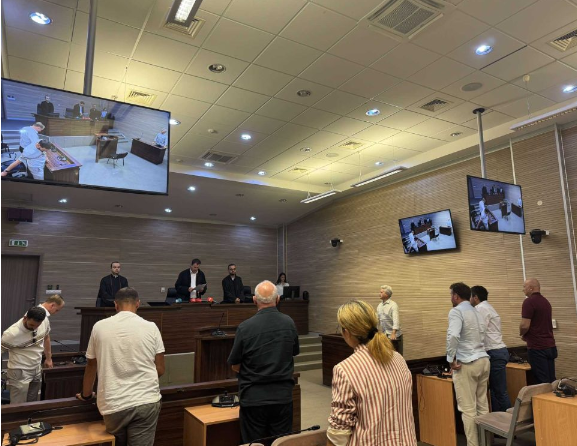 Rasti “Veteranët”: Dy lirohen ndërsa dhjetë të akuzuar dënohen me nga një vit burg