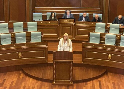 Kadrijaj për mos respektim të vendimit të Gjykatës Kushtetuese : Jeni duke shkelur Kushtetutën