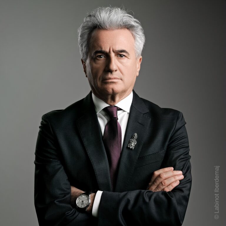 Koci: Edhe ti, Presidente – mos taktizo