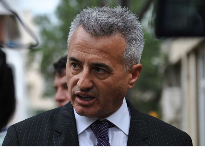 Avokati Koci fton qytetarët për protesta masive