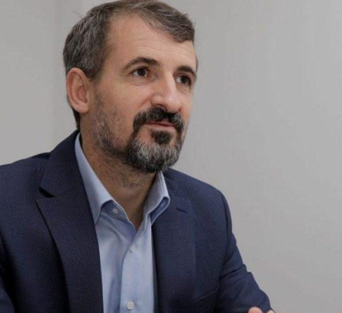 Miftaraj: Vendimi i Supremes duhet te zbatohet, nuk ka edhe deputet edhe ministër