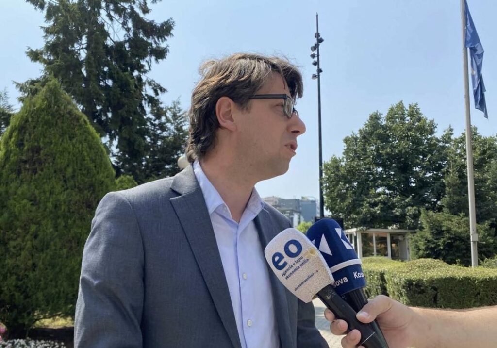 Murati: Opozita po përpiqet të arrijë pushtetin në tryezë, jo nëpërmjet votës