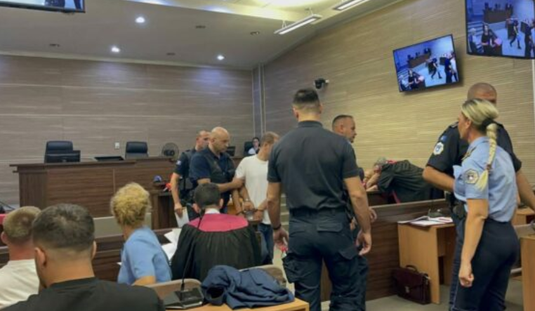 Nën masa të rrepta sigurie, u futen në Gjykatë Naim Murseli dhe të tjerët