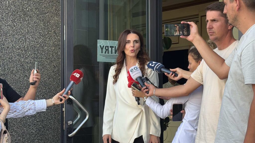 Çitaku reagon lidhur me arrestimin e ish-ushtarëve të UÇK-së në Serbi