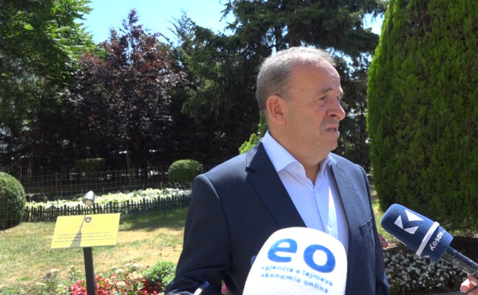 Reçica: Kurti ndodhet në një krizë serioze politike, institucionale dhe personale