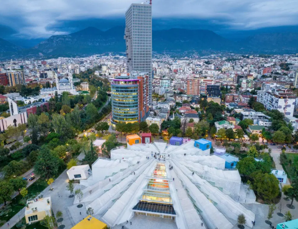 Shqipëria, në krye të vendeve kandidate për BE