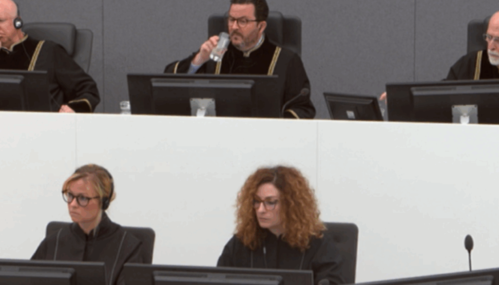 Specialja rrëzoi mocionin e mbrojtjes ndaj Thaçit, Veselit, Selimit dhe Krasniqit