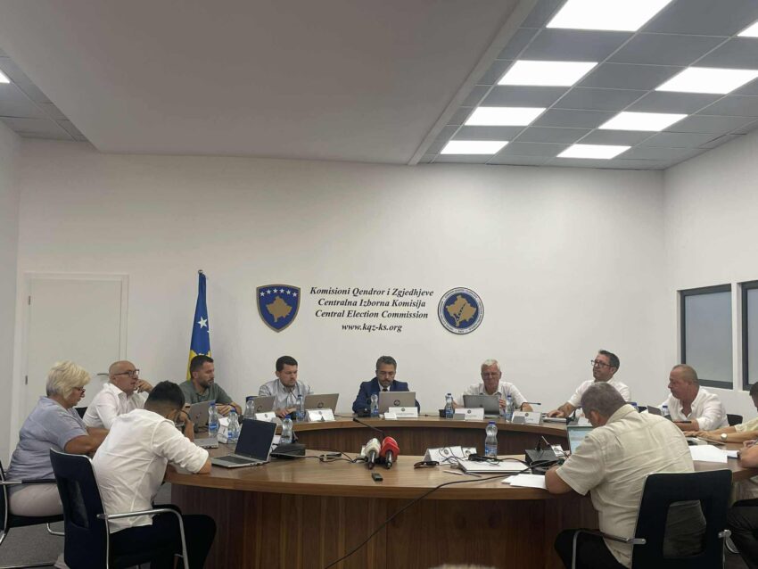 KQZ-ja certifikon grupin e parë me 10 subjekte politike dhe 64 kandidatë për zgjedhjet e tetorit 2025.