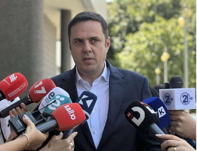 Abdixhiku: Vetëvendosje refuzon të bëjë kompromis me partitë tjera