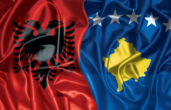 Ushtarët e FSK-së stërvitje të përbashkët me efektivët e Zhytjes së Forcës Detare të Shqipërisë