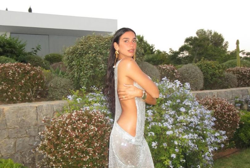 Dua Lipa nis festimet e hershme të ditëlindjes në Ibiza