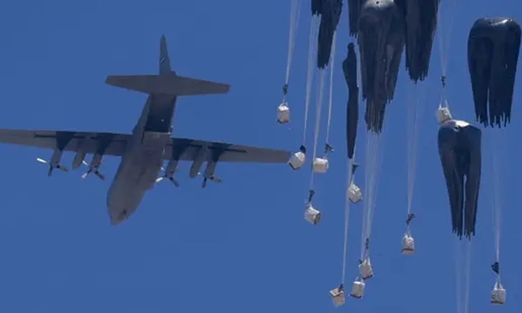 Franca hedh 40 ton ndihma për Gazën.