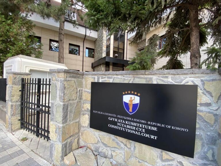 Kushtetuesja: Kreu i Kuvendit duhet të zgjidhet me votim të hapur