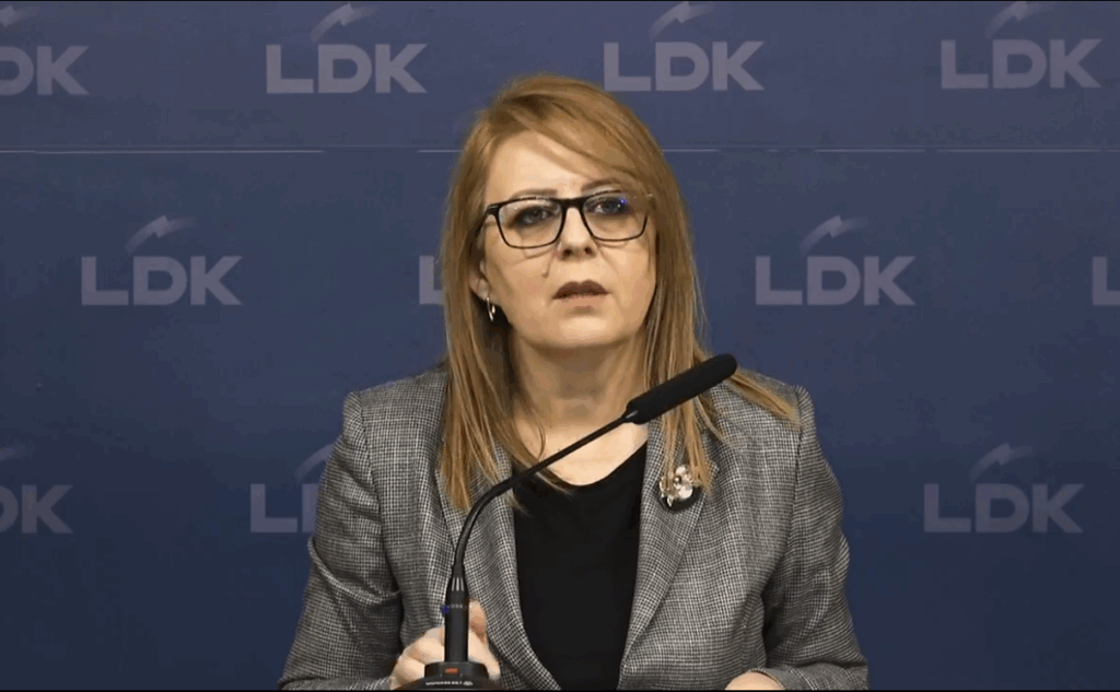Bajrami: Albin Kurti më nuk mund ta bllokoj Kosovën për emrin e Albulena Haxhiut.