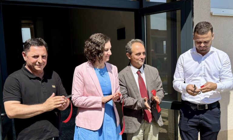 Përurohet investimi në objektin e banimit social 01 në Malishevë