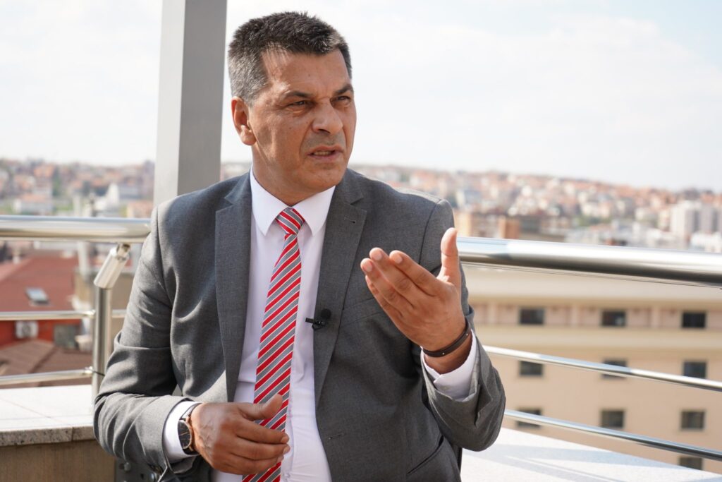 Kryeziu: VV zhvillon lojë nervash me partitë opozitare