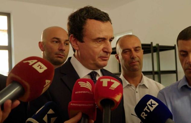 Kurti: Artikulli i Bashës nuk mund t’i shkaktojë probleme Kosovës si qeveritë e kaluara