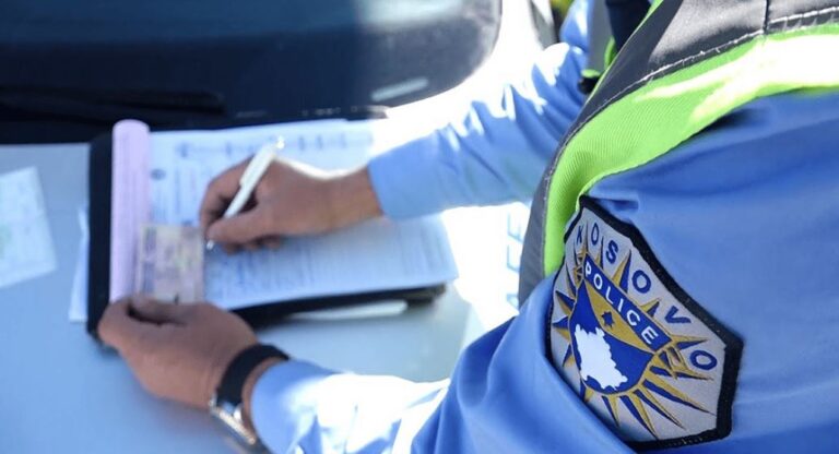 2265 gjoba trafiku në 24 orët e fundit