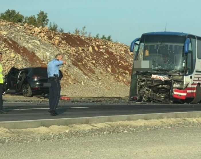 Aksidenti me fatalitet në Dollc të Klinës, reagon kompania e përfshirë
