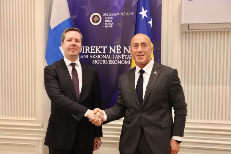 Haradinaj e Nissinen bisedojnë për zhvillimet në vend, në fushën politike dhe atë të sigurisë