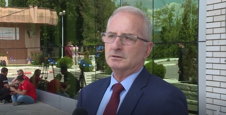 Haki Shatri: ZRRE-ja po i çon bizneset drejt falimentimit, kjo s’ka logjikë