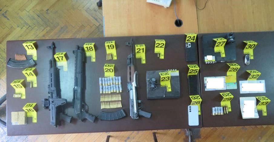 Sekuestrohen armë dhe një sasi e municionit në Prizren