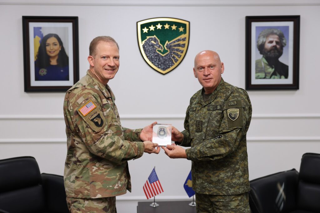 Komandanti i FSK-së, priti në takim Komandantin e SATMO-s