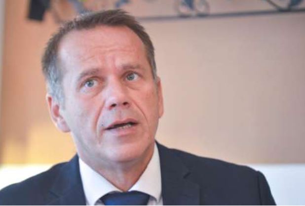 Arifi: E vetmja qeveri me të cilën nuk bashkëpunon Amerika, është e Kurtit