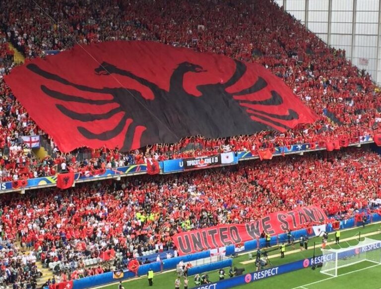 Serbia “goditet” para përballjes me Shqipërinë