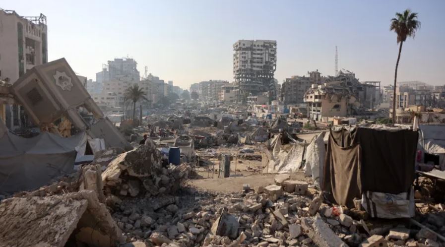 Bombardimet izraelite godasin dy shkolla refugjatësh në Gaza