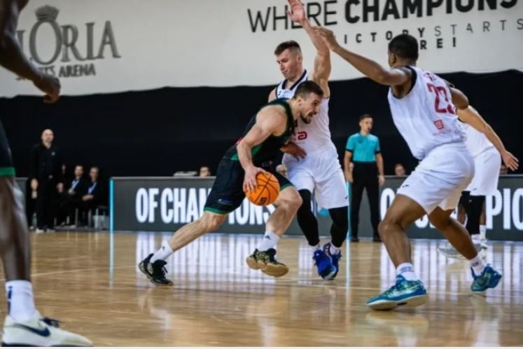 Trepça sonte sfidon kampionin e Holandës