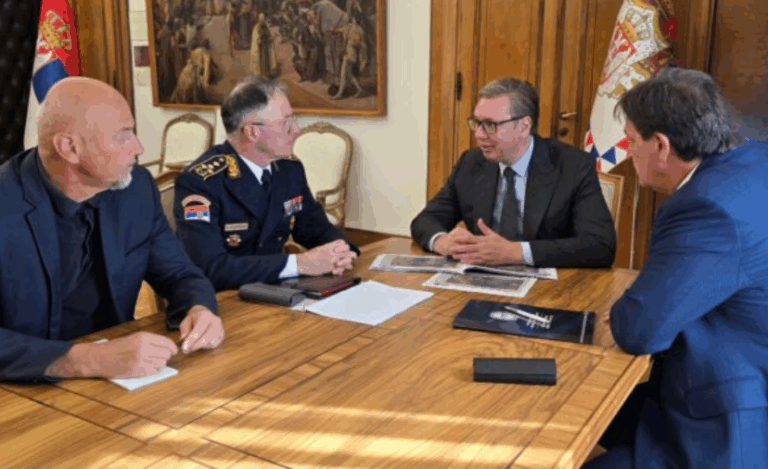 Serbia në protesta, Vuçiq thotë se të shtunën mbahet parada e ushtrisë