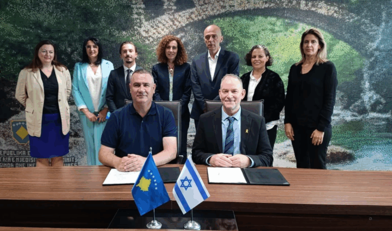 Izraeli dhe Kosova nënshkruajnë memorandum për programin e edukimit mbi ndryshimet klimatike