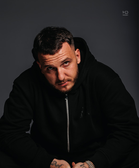 Mozziku u intervistua për shmangie doganore, orët në vlerë mbi 1.3 milionë iu ndaluan