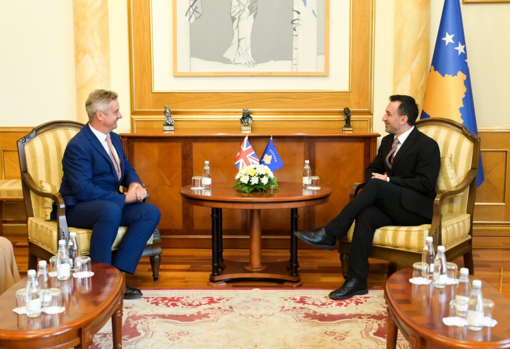 Ambasadori britanik ka vizituar kryeparlamentarin Basha